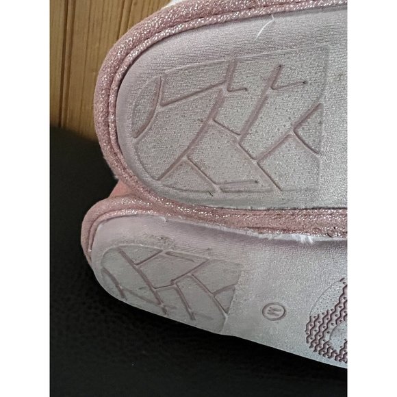 Disney - Minnie Mouse Boot Slippers - Medium Size 7/8 - Picture 15 of 15